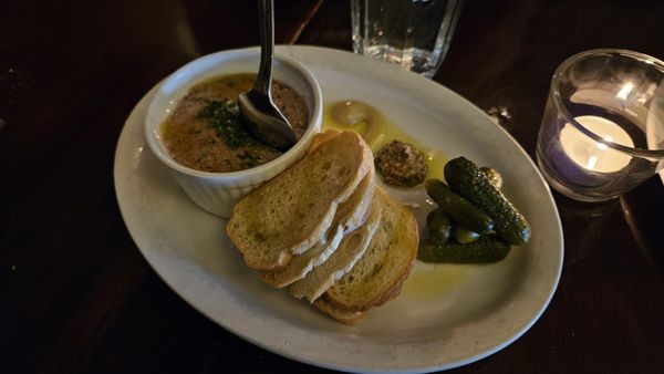 Les Faux Bourgeois by null