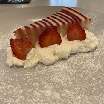 Herbie's Restaurant - White chocolate raspberry cheese cake - New American Near Me - Clayton, Missouri