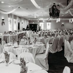 Townline Pub & Grill - Banquet Hall Wedding
