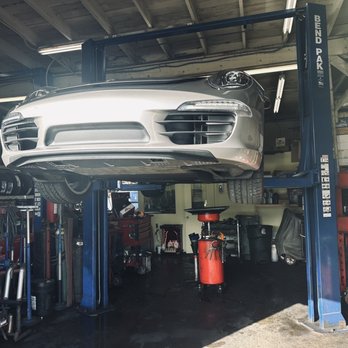 DTT Auto Services - Yearly oil change - Oil Change Stations Near Me - Garden Grove, California DTT Auto Services - Yearly oil change - Oil Change Stations Near Me - Garden Grove, California