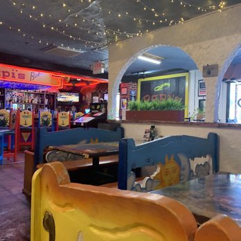 Papis Mexican Restaurant & Bar - Inside ft. The bar area - Mexican Near Me - Lexington, Kentucky Papis Mexican Restaurant & Bar - Inside ft. The bar area - Mexican Near Me - Lexington, Kentucky