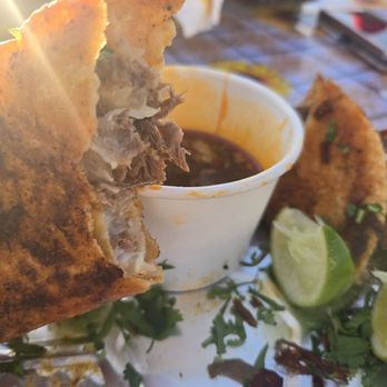 Levi's Stadium - Tacos from a Taco Truck om the premises before crossing the bridge to go to the stadium - Stadiums & Arenas Near Me - Santa Clara, California