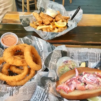 DJ's Clam Shack - Fish fingers, lobster roll, and onion rings. - Seafood Near Me - Key West, Florida