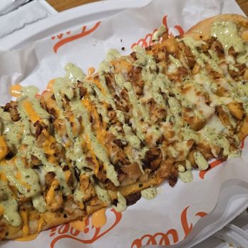 Filli - Chicken Tikka Flatbread - Cafes Near Me - Hicksville, New York Filli - Chicken Tikka Flatbread - Cafes Near Me - Hicksville, New York