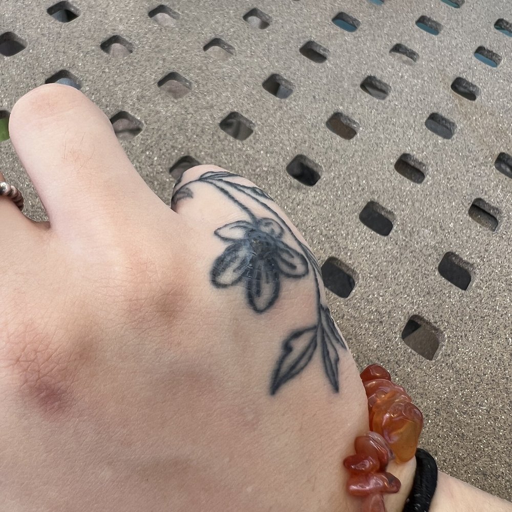 Old Hearts Tattoo & Arts - Artist went extremely deep in some areas my tattoo is still not healed and hurts and is raised - Tattoo Near Me - Cincinnati, Ohio