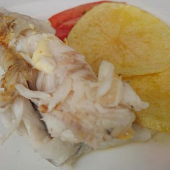 Restaurante Chiqui - Pixín salvaje a la plancha - Spanish Near Me - Celorio, O