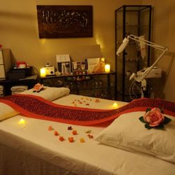 Royal Thai Beauty & Bodyworks