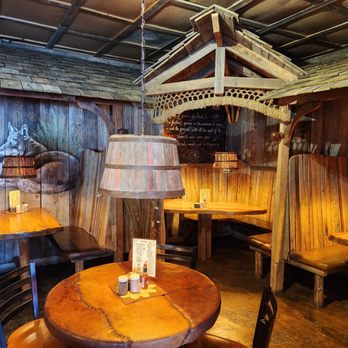 Yellow Deli - Rustic atmosphere and beautiful - Sandwiches Near Me - Arcadia, Florida