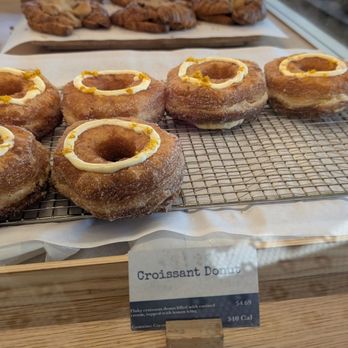 Paris Baguette - Bakeries Near Me - Glen Ellyn, Illinois Paris Baguette - Bakeries Near Me - Glen Ellyn, Illinois