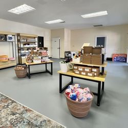Pawz Pet Cafe - Pet supplies