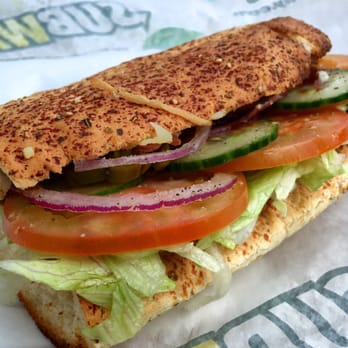 Subway - Individuell zusammengestelltes Pulled Pork Sandwich - Sandwiches Near Me - Germering, BY Subway - Individuell zusammengestelltes Pulled Pork Sandwich - Sandwiches Near Me - Germering, BY