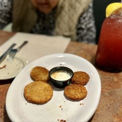 Huckleberry's - Fried Green Tomatoes and Huckleberry Lemonade