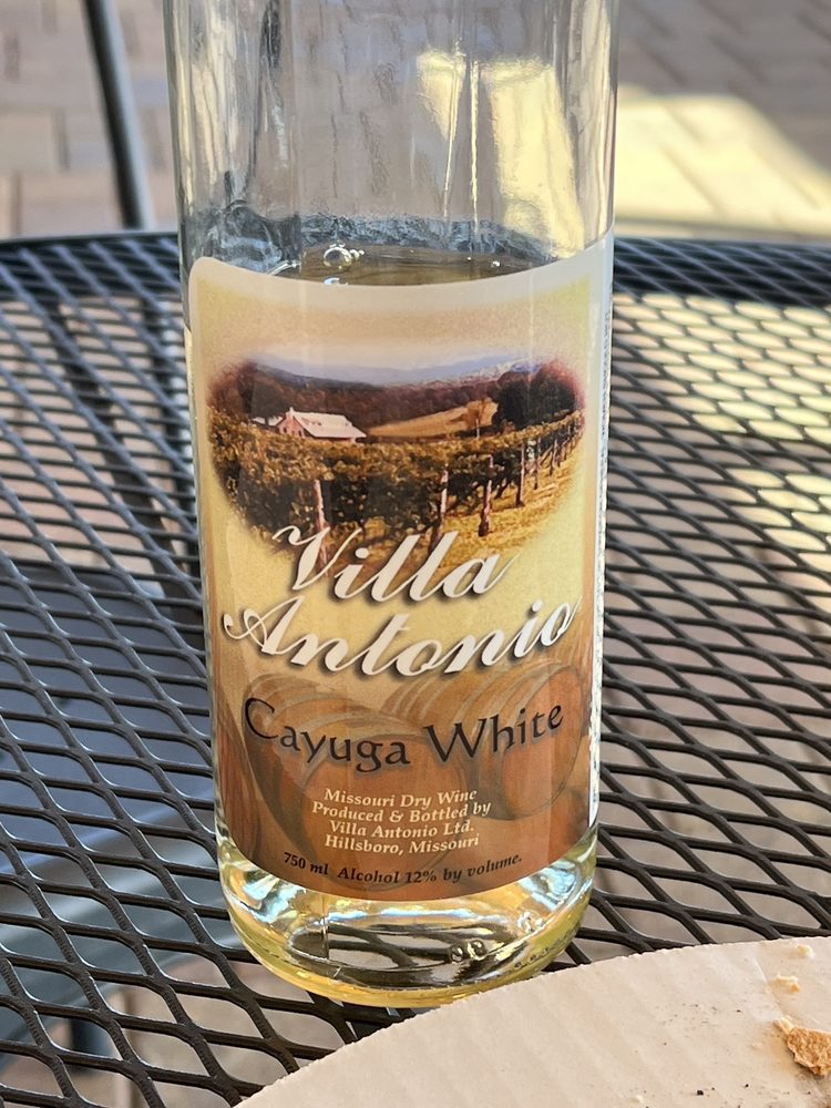 Villa Antonio Winery - vineyard in Hillsboro, MO