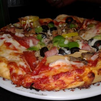Hilltop Pizza - a whole pizza on a plate - American Near Me - Mount Alto, West Virginia Hilltop Pizza - a whole pizza on a plate - American Near Me - Mount Alto, West Virginia