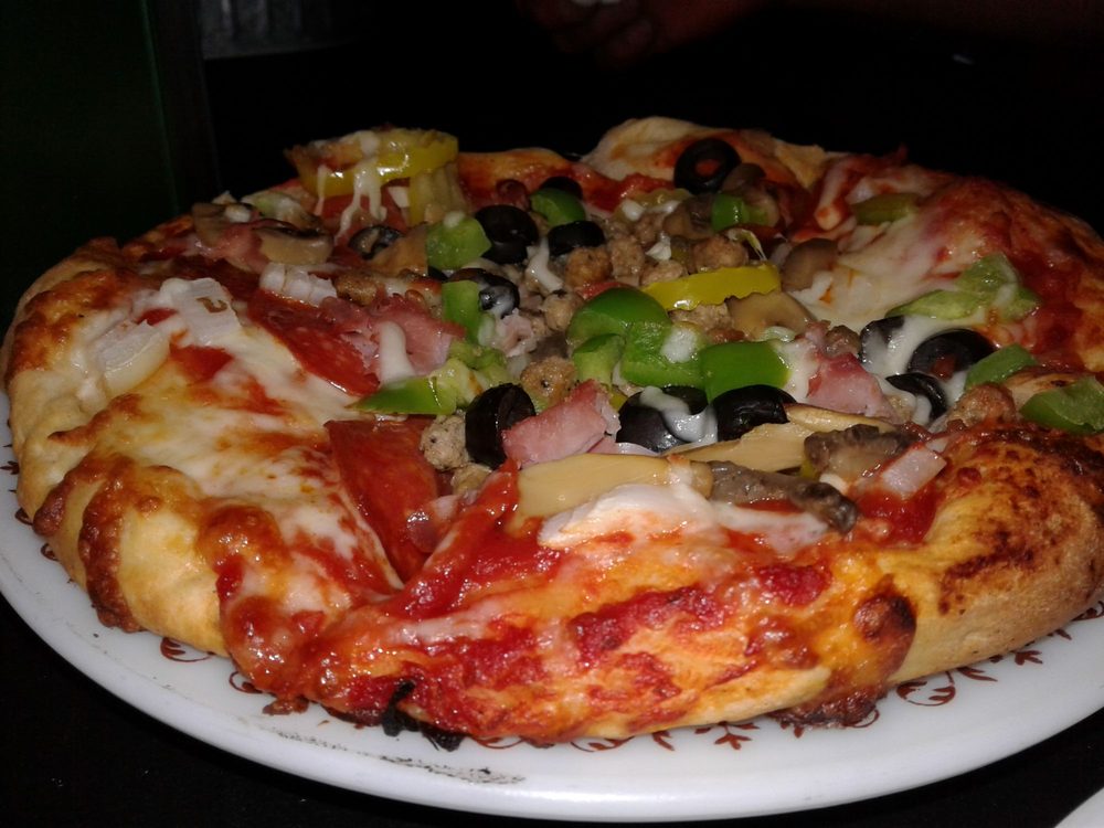 HILLTOP PIZZA Updated August 2024 37 Photos & 10 Reviews 36 New