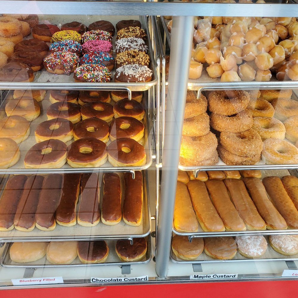 Lucky Jelly Donuts - Filled donuts (raspberry, maple custard, lemon, chocolate custard, blueberry), cake donuts, classic and donut holes - Donuts Near Me - Fairfield, California Lucky Jelly Donuts - Filled donuts (raspberry, maple custard, lemon, chocolate custard, blueberry), cake donuts, classic and donut holes - Donuts Near Me - Fairfield, California