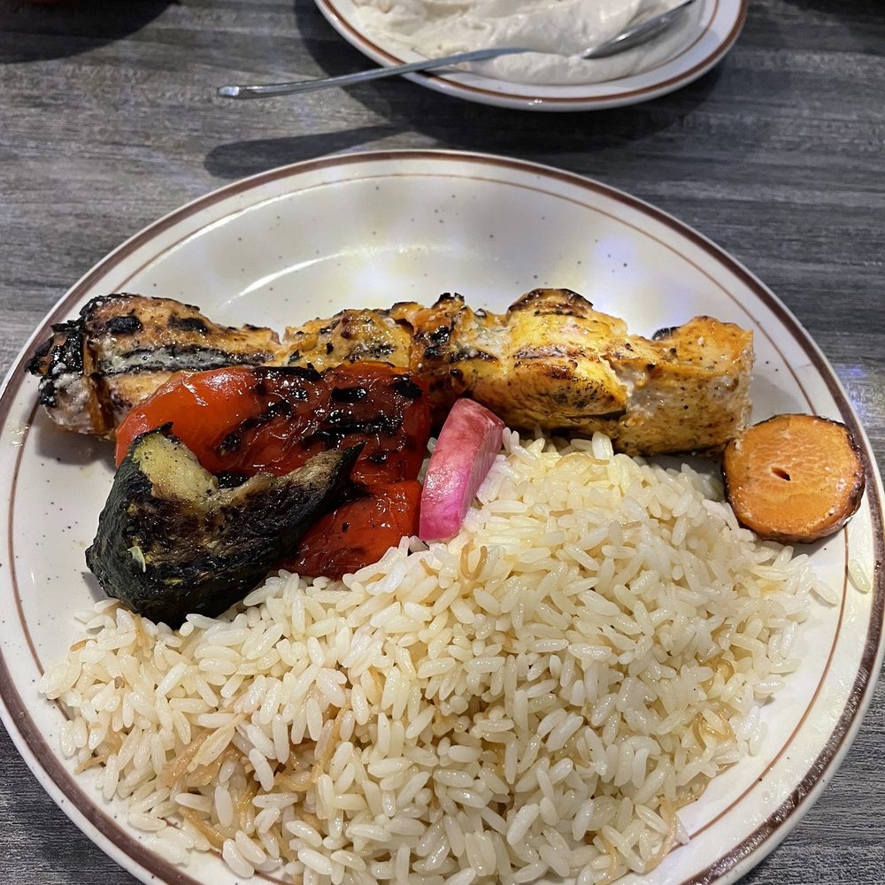 Alloush Grill - Chicken Shish Kabob Lunch - Mediterranean Near Me - Livonia, Michigan