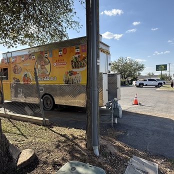 Taqueria El Dollar 3 - Food Trucks Near Me Taqueria El Dollar 3 - Food Trucks Near Me