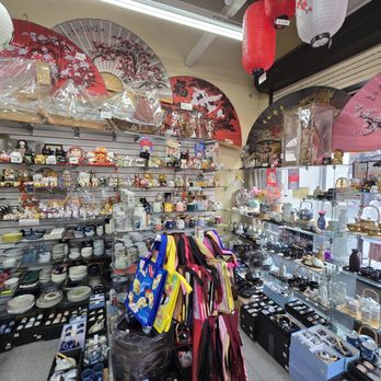Shinyodo - Souvenir Shops Near Me - Los Angeles, California
