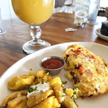 Tower 12 - Bars Near Me - Hermosa Beach, California