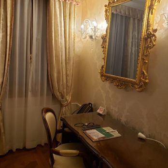 Hotel Canal Grande - Hotels Near Me - Venezia, VE