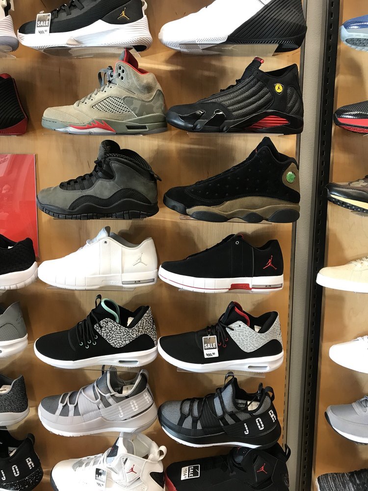 FINISH LINE Shoe Stores 305 W Fm 1382, Cedar Hill, TX Phone