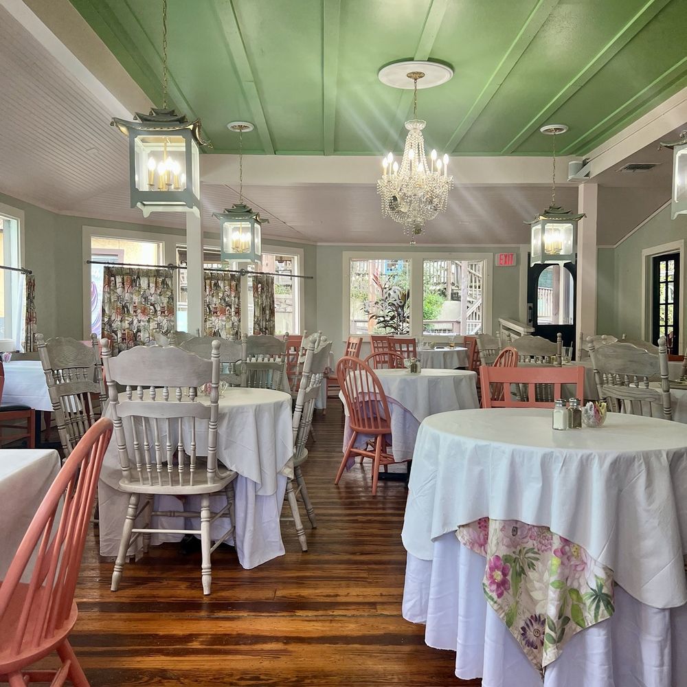 The Bread Box - Dining room - Bakeries Near Me - San Antonio, Texas The Bread Box - Dining room - Bakeries Near Me - San Antonio, Texas
