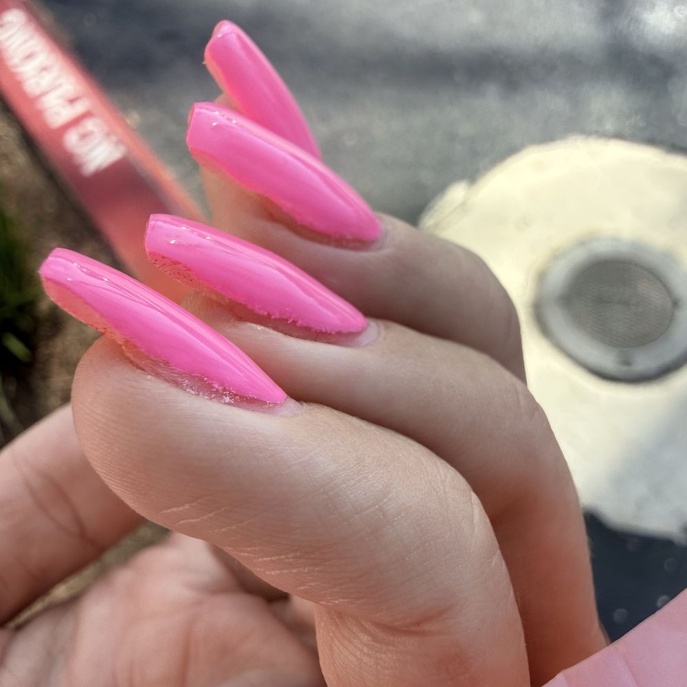 XO Nails & Spa - The moment I saw them in the sunlight i knew it was bad - Nail Salons Near Me - San Clemente, California XO Nails & Spa - The moment I saw them in the sunlight i knew it was bad - Nail Salons Near Me - San Clemente, California