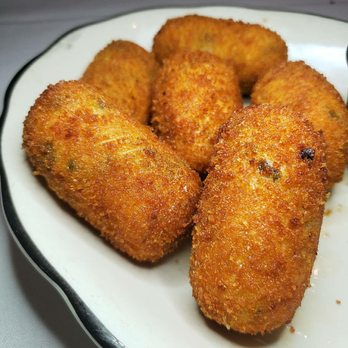 Segovia Restaurant - These croquettes are so good. Chicken spinach and cheese. - Spanish Near Me - Moonachie, New Jersey Segovia Restaurant - These croquettes are so good. Chicken spinach and cheese. - Spanish Near Me - Moonachie, New Jersey