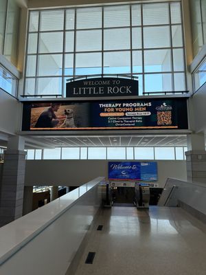 Bill and Hillary Clinton National Airport by null