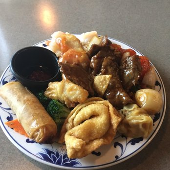 Szechwan Restaurant - Lunch buffet. Shrimp, beef, chicken and pork. Good stuff. - Szechuan Near Me - Saint Charles, Illinois Szechwan Restaurant - Lunch buffet. Shrimp, beef, chicken and pork. Good stuff. - Szechuan Near Me - Saint Charles, Illinois