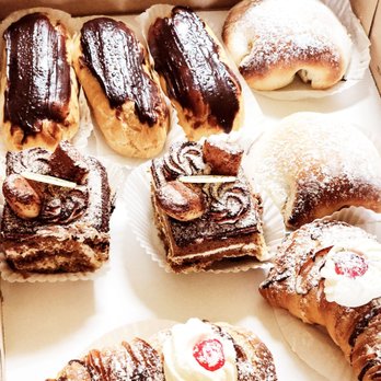 Palermo Bakery - Sweets - Bakeries Near Me - Norridge, Illinois