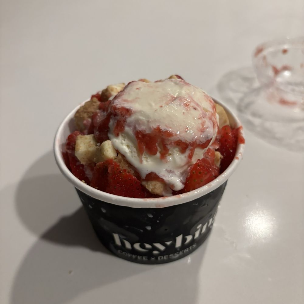 Heybings - Strawberry Cheesecake Bingsoo - Desserts Near Me - Costa Mesa, California Heybings - Strawberry Cheesecake Bingsoo - Desserts Near Me - Costa Mesa, California