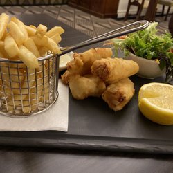 The Lounge - Fish and chips with a delicious homemade tartar sauce