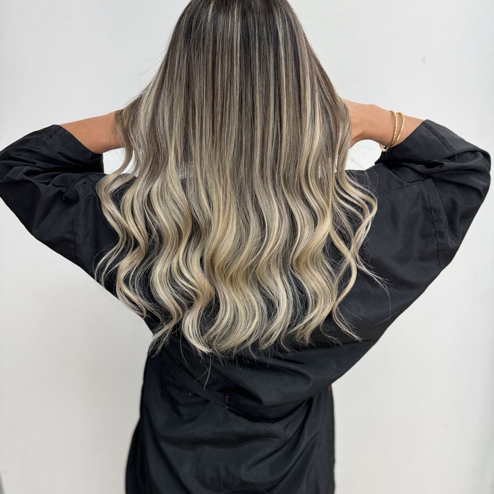Salon L - My balayage from a different salon - Hair Salons Near Me - Philadelphia, Pennsylvania Salon L - My balayage from a different salon - Hair Salons Near Me - Philadelphia, Pennsylvania