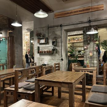 Viet Village - Asian Fusion Near Me - Leipzig, SN