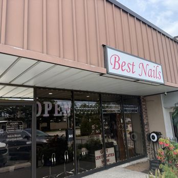 Best Nails - Strip mall storefront. - Nail Salons Near Me - Morton Grove, Illinois Best Nails - Strip mall storefront. - Nail Salons Near Me - Morton Grove, Illinois