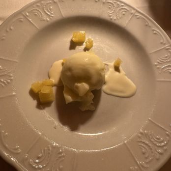 Scalini Fedeli - Lemon gelato - Italian Near Me - Chatham, New Jersey