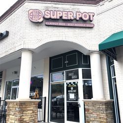 Super Pot - Front door