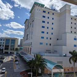 Aventura Hospital & Medical Center - Looking from the North garage