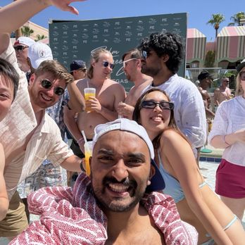 Palm Tree Beach Club - :) - Dance Clubs Near Me - Las Vegas, Nevada Palm Tree Beach Club - :) - Dance Clubs Near Me - Las Vegas, Nevada