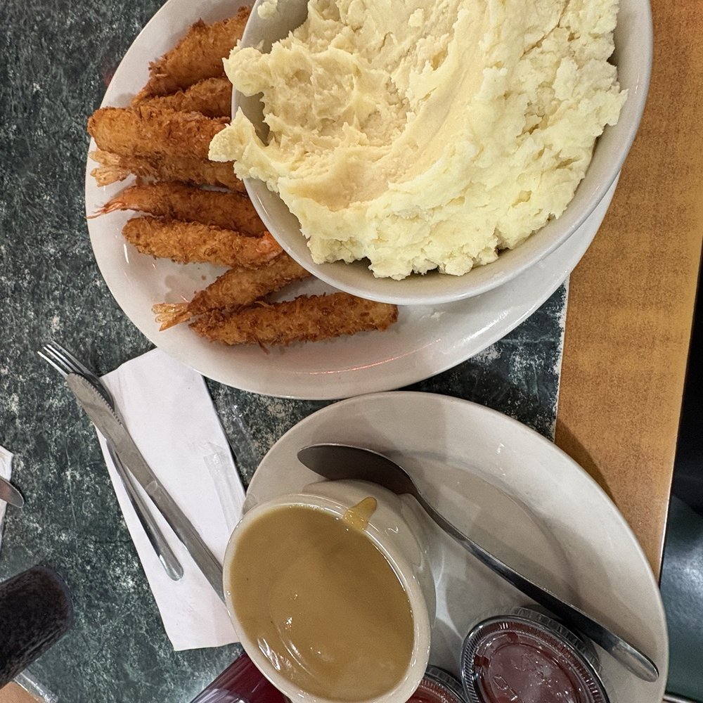 Tony's I-75 Restaurant - Diners Near Me - Birch Run, Michigan Tony's I-75 Restaurant - Diners Near Me - Birch Run, Michigan