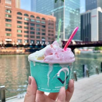 Chicago Riverwalk - Gelato by the river - Landmarks & Historical Buildings Near Me - Chicago, Illinois Chicago Riverwalk - Gelato by the river - Landmarks & Historical Buildings Near Me - Chicago, Illinois