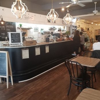 Cafe Arabella - Counter and ordering - Breakfast & Brunch Near Me - Lititz, Pennsylvania