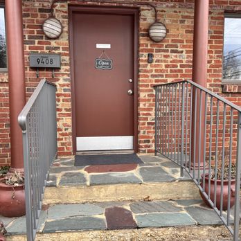 Molly B Shapiro - Entrance to office - Acupuncture Near Me - Bethesda, Maryland Molly B Shapiro - Entrance to office - Acupuncture Near Me - Bethesda, Maryland