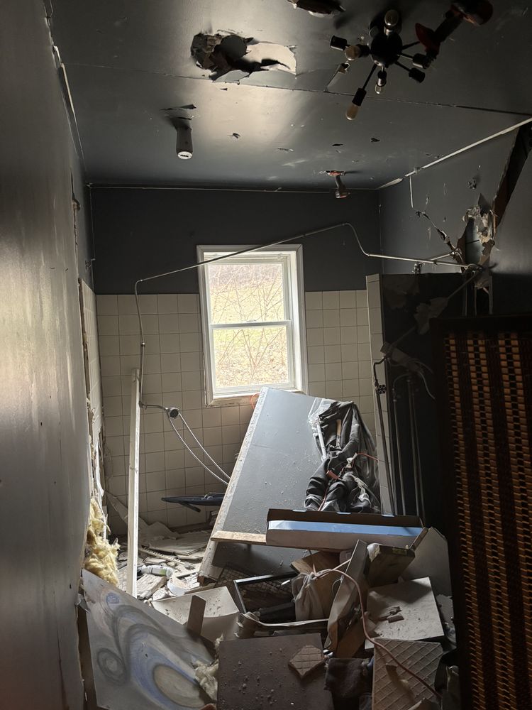 Slide of Albert Handyman Repair Service