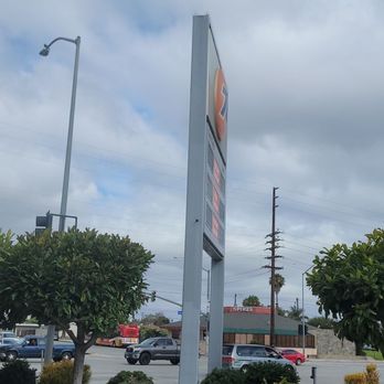 76 Gas Station - Logo - Gas Stations Near Me - Long Beach, California