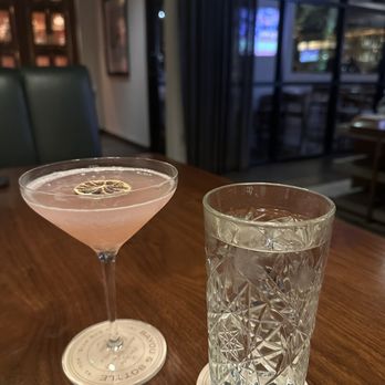 Bayou & Bottle - Cosmo - New American Near Me - Houston, Texas