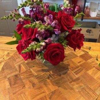 Good News - Flowers & Gifts Near Me - Saint Clair, Missouri