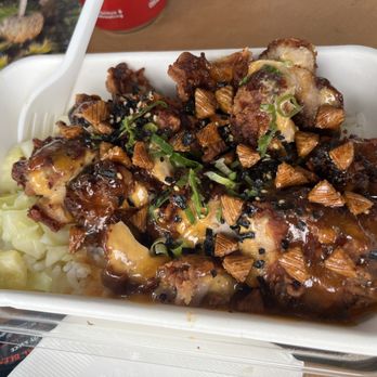Tin Roof Maui - Mochiko chicken - Hawaiian Near Me - Kahului, Hawaii Tin Roof Maui - Mochiko chicken - Hawaiian Near Me - Kahului, Hawaii